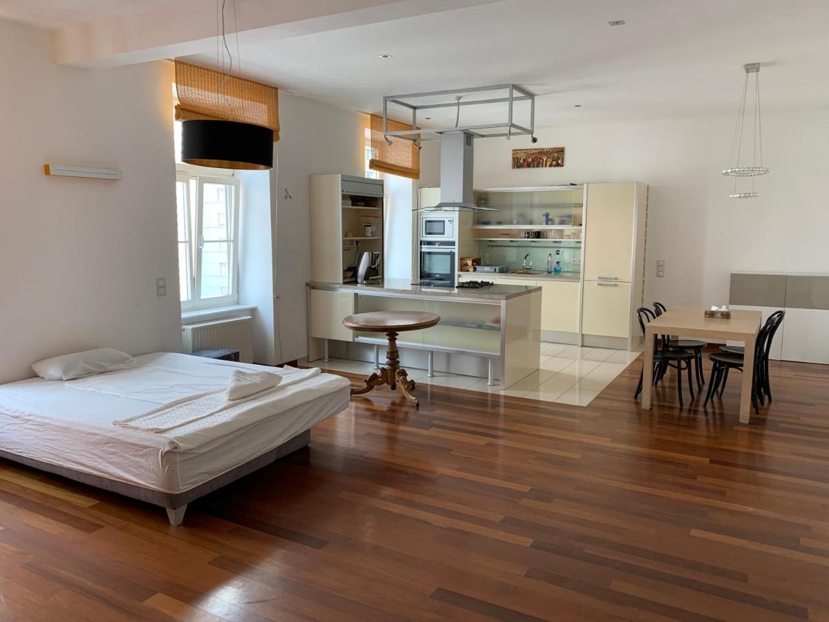 Apartment In The Heart Of Vienna Luaran gambar